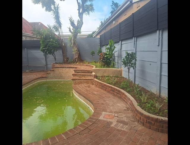 2 BEDROOM HOUSE TO LET IN ESSENWOOD
